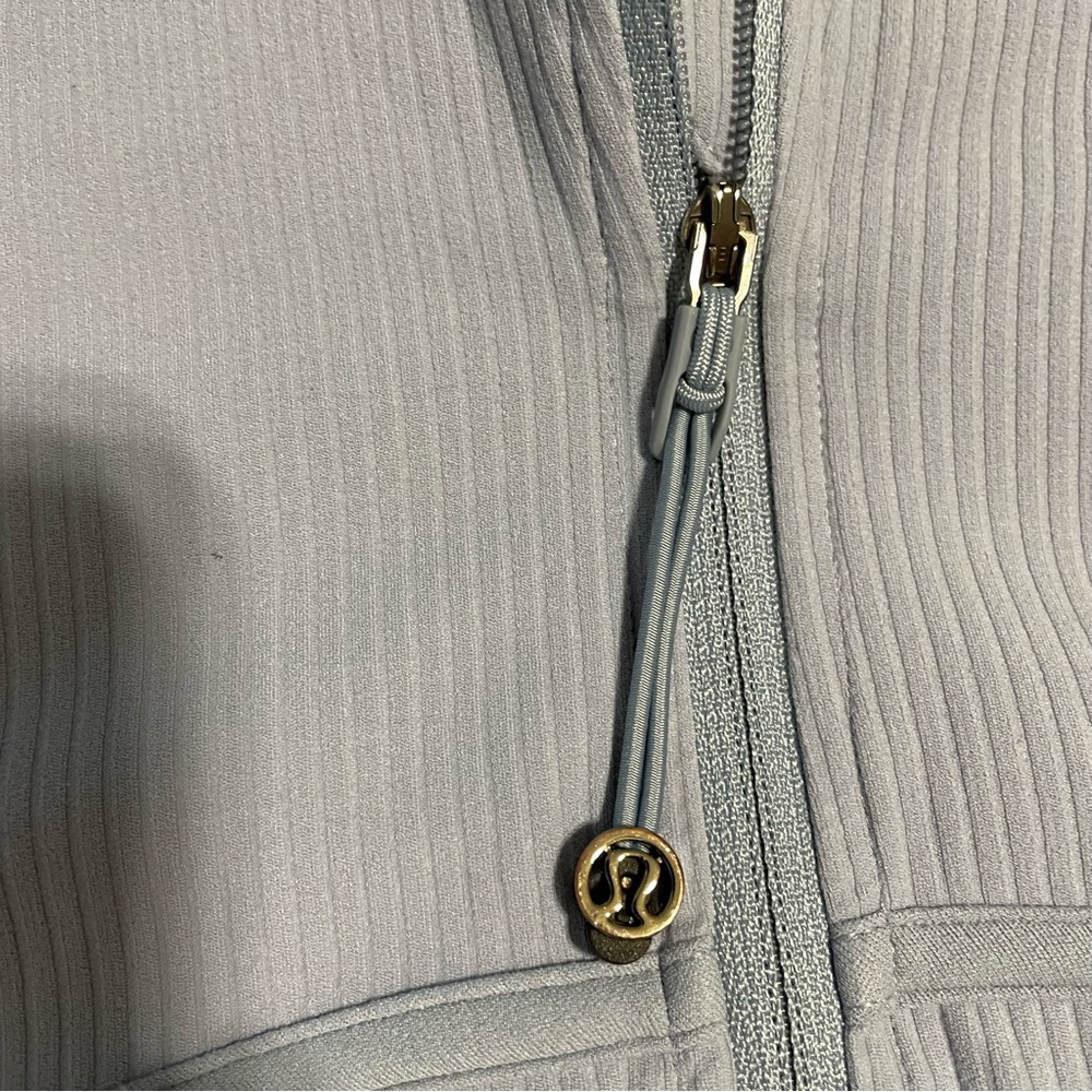 Lululemon Cropped Ribbed Define Jacket - Picture 2 of 5